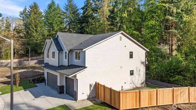 11241 79th Avenue Ct SW, Lakewood, WA 98498