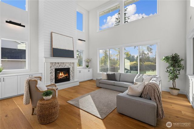 11241 79th Avenue Ct SW, Lakewood, WA 98498