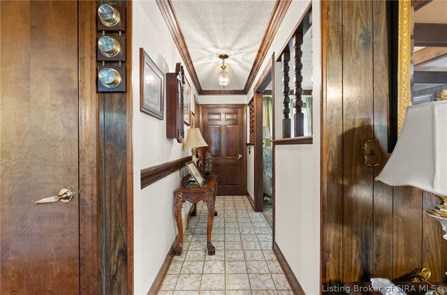 1207 Dogwood Road, Jeffersonville, IN 47130