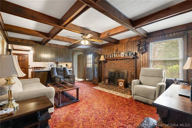 1207 Dogwood Road, Jeffersonville, IN 47130