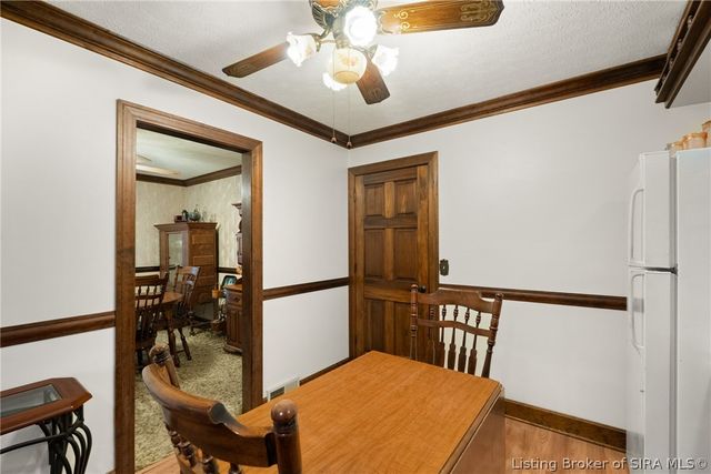 1207 Dogwood Road, Jeffersonville, IN 47130