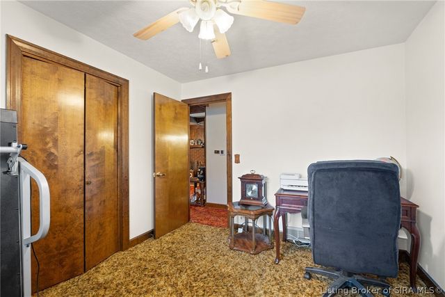 1207 Dogwood Road, Jeffersonville, IN 47130