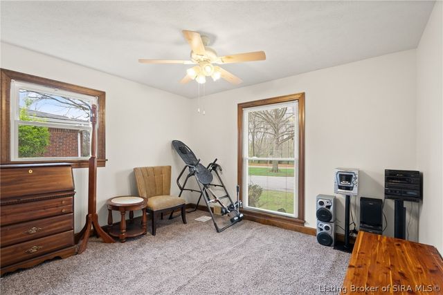 1207 Dogwood Road, Jeffersonville, IN 47130