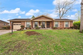 1207 Dogwood Road, Jeffersonville, IN 47130