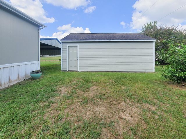 104 Curlew Drive, Palacios, TX 77465