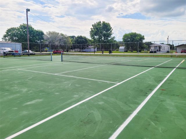 104 Curlew Drive, Palacios, TX 77465