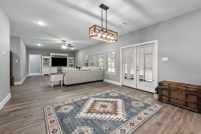 8729 Nathan Drive, Waller, TX 77484