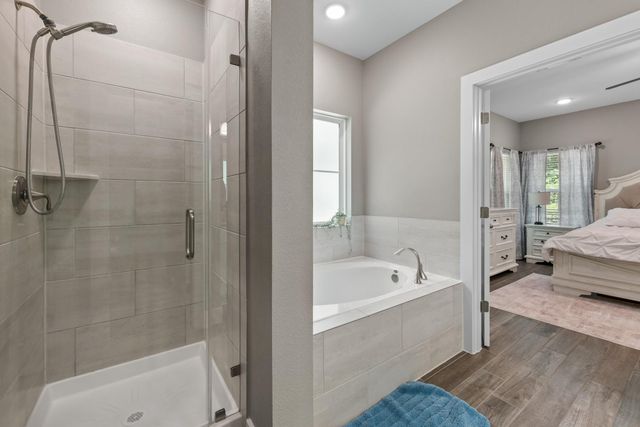 8729 Nathan Drive, Waller, TX 77484