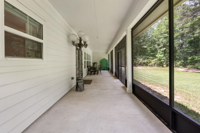 8729 Nathan Drive, Waller, TX 77484