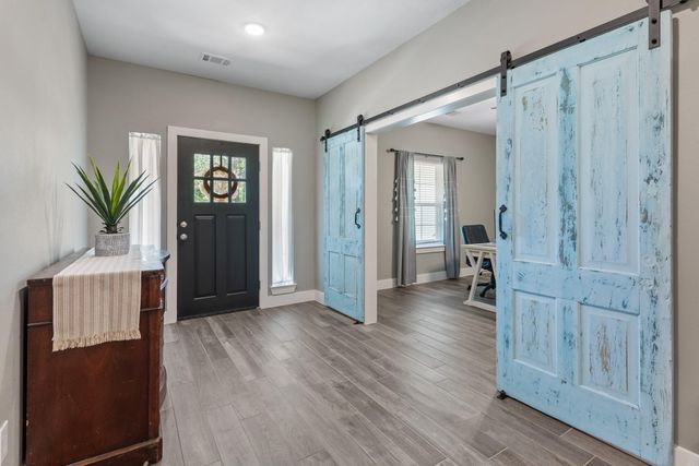 8729 Nathan Drive, Waller, TX 77484