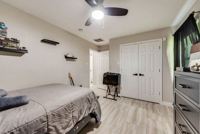 13660 Heartside Place, Farmers Branch, TX 75234