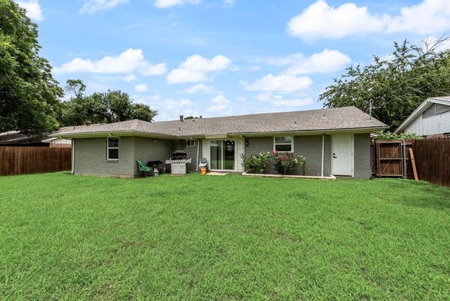 13660 Heartside Place, Farmers Branch, TX 75234