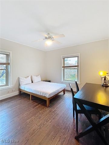 2330 Euclid Heights Blvd Boulevard 301, Cleveland Heights, OH 44106