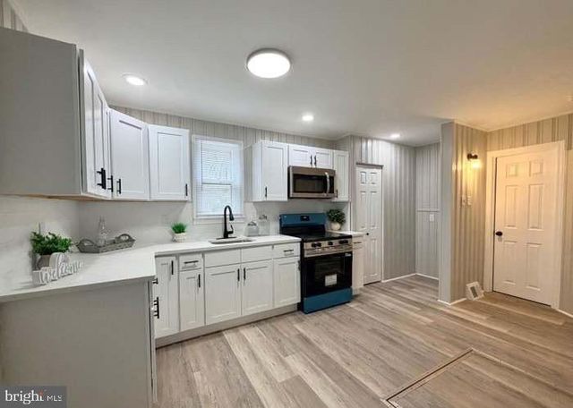31 MANTUA RD, Mount Royal, NJ 08061