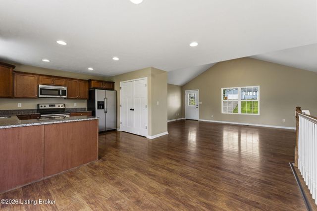 176 Graceland Trail, Elizabethtown, KY 42701
