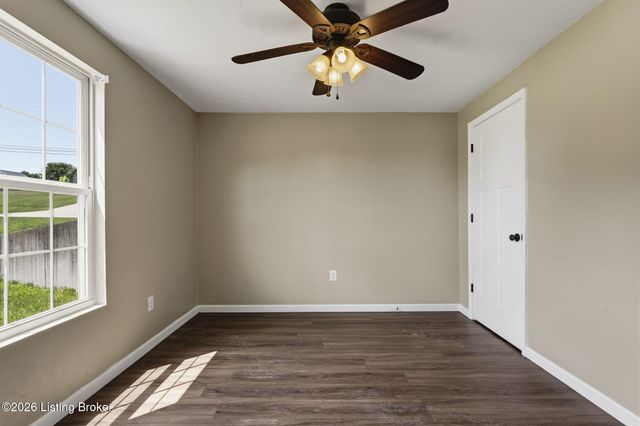 176 Graceland Trail, Elizabethtown, KY 42701