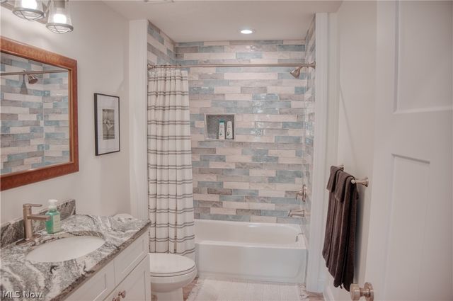 4553 Sharon Copley Road, Medina, OH 44256
