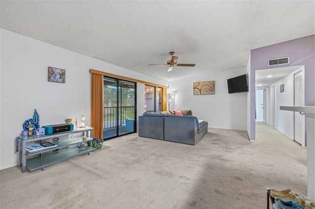 6015 LAKETREE LANE B, Temple Terrace, FL 33617