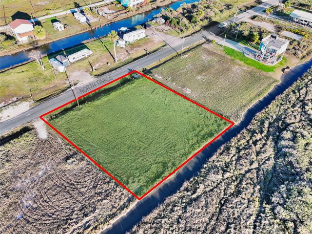 1177 N Tinkle Lane, Crystal Beach, TX 77650