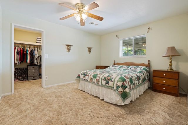 16682 S Steinegul Rd, Escalon, CA 95320