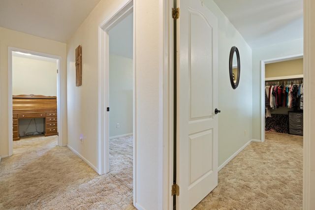 16682 S Steinegul Rd, Escalon, CA 95320