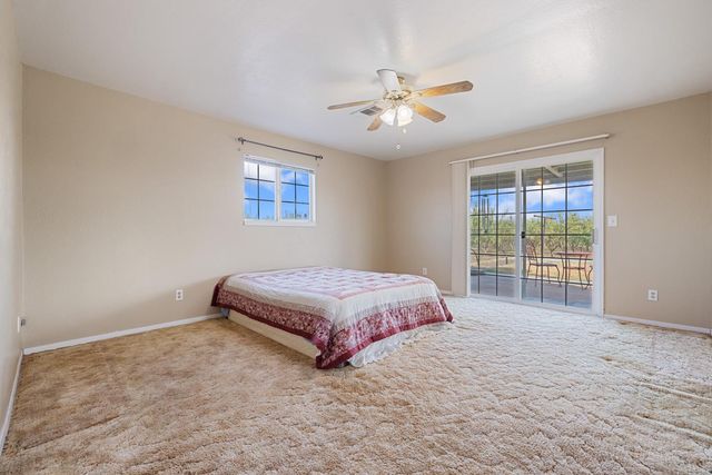 16682 S Steinegul Rd, Escalon, CA 95320