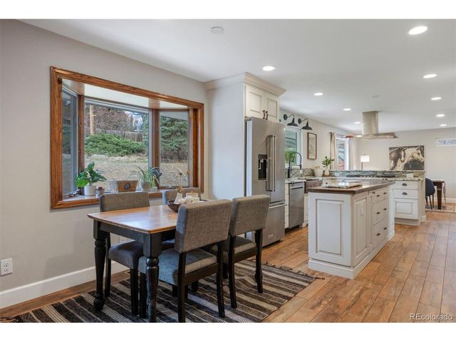 8239 W Baker Ave, Lakewood, CO 80227