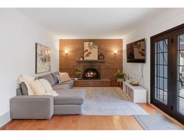 8239 W Baker Ave, Lakewood, CO 80227