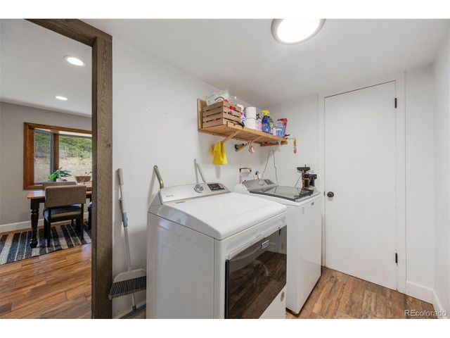 8239 W Baker Ave, Lakewood, CO 80227