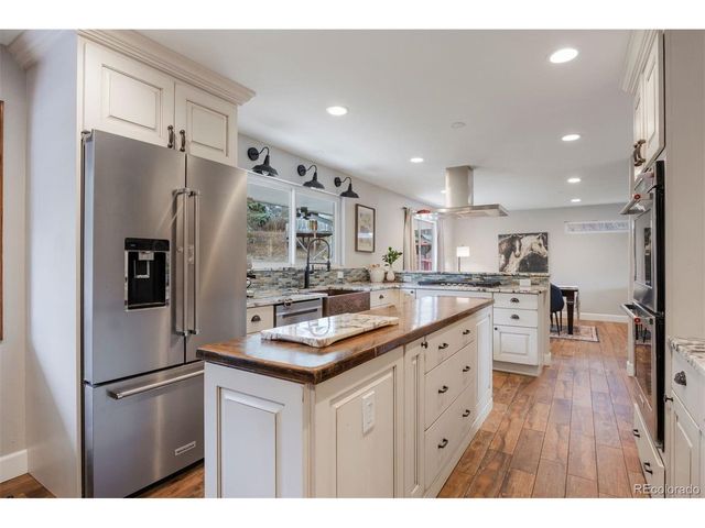 8239 W Baker Ave, Lakewood, CO 80227