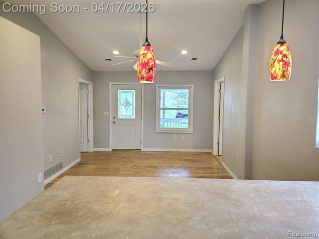 1167 Allen Street, Burton, MI 48529