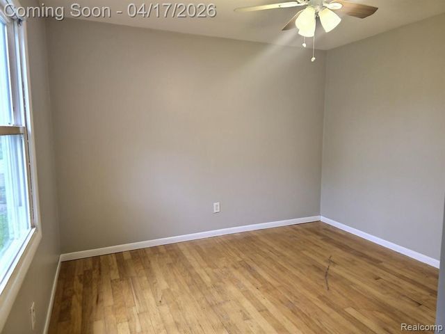 1167 Allen Street, Burton, MI 48529