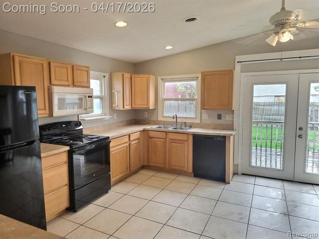 1167 Allen Street, Burton, MI 48529