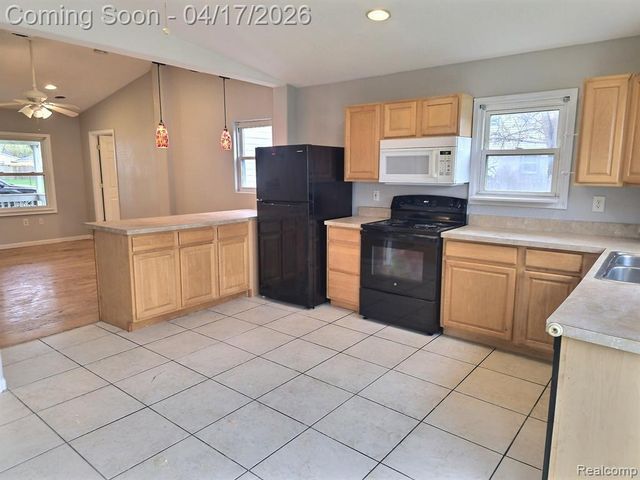 1167 Allen Street, Burton, MI 48529