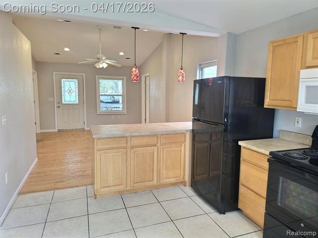 1167 Allen Street, Burton, MI 48529