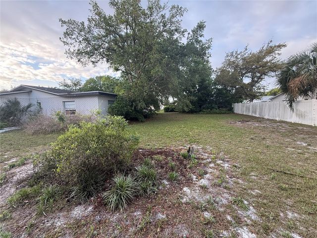 1129 E WILLOW RUN DRIVE, Port Orange, FL 32129