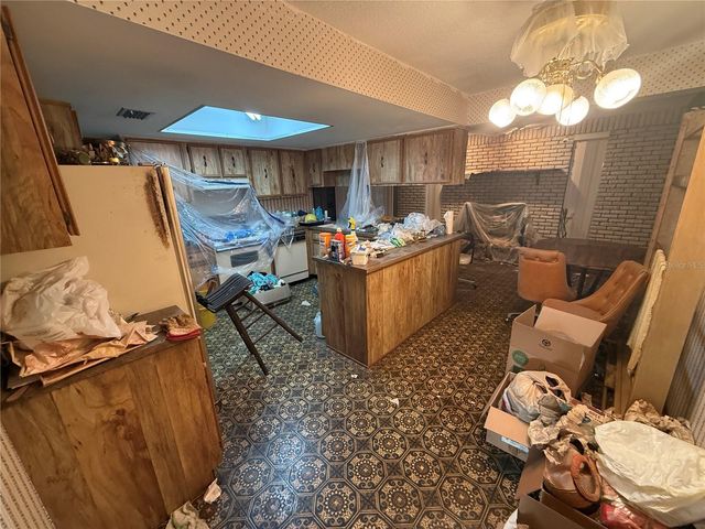 1129 E WILLOW RUN DRIVE, Port Orange, FL 32129