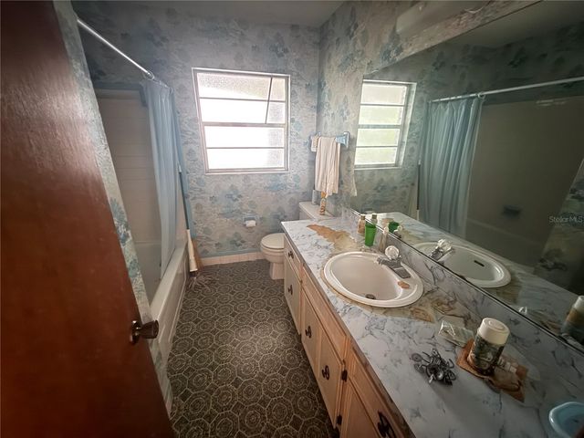 1129 E WILLOW RUN DRIVE, Port Orange, FL 32129