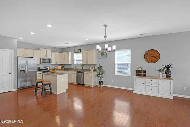 8 Tugaloo Drive, Beaufort, SC 29906