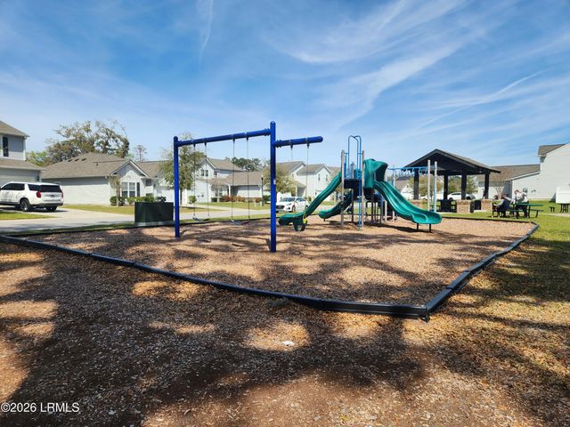 8 Tugaloo Drive, Beaufort, SC 29906