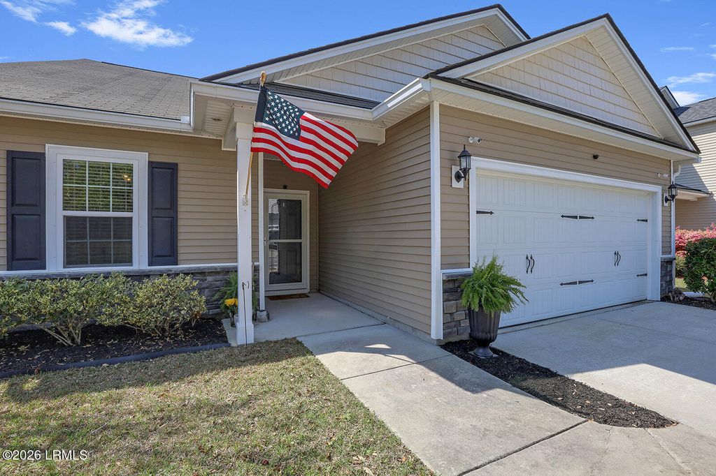 8 Tugaloo Drive, Beaufort, SC 29906