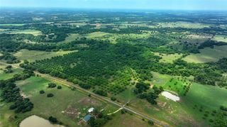 4898 Fm 2616, Hallettsville, TX 77964