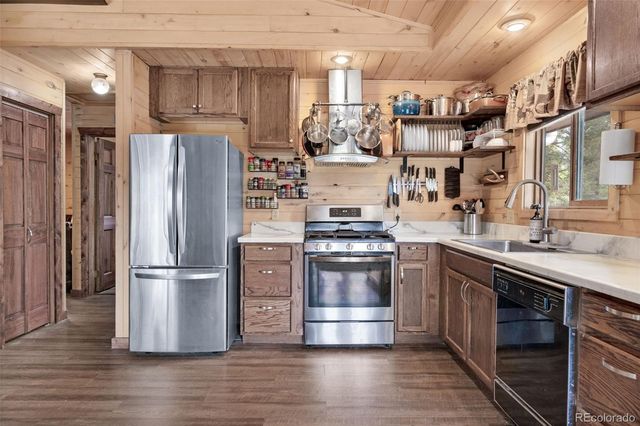 126 Aspen Circle, Divide, CO 80814