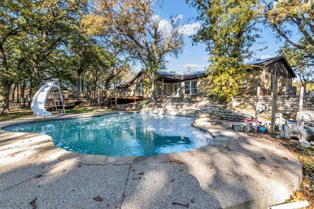 161 Cochran Road, Weatherford, TX 76085