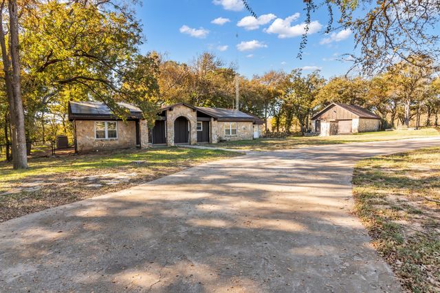 161 Cochran Road, Weatherford, TX 76085