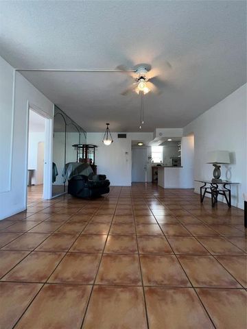 2859 Leonard Drive G414, Aventura, FL 33160
