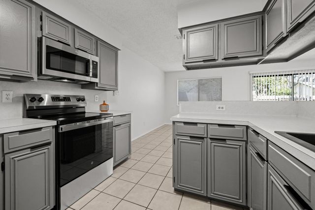 4006 Cima Serena DR B, Austin, TX 78759