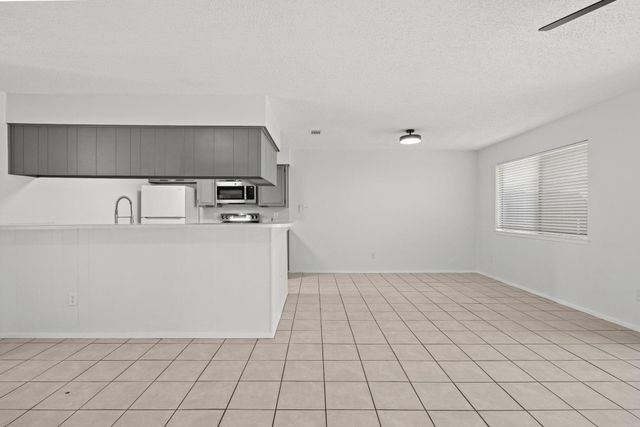 4006 Cima Serena DR B, Austin, TX 78759