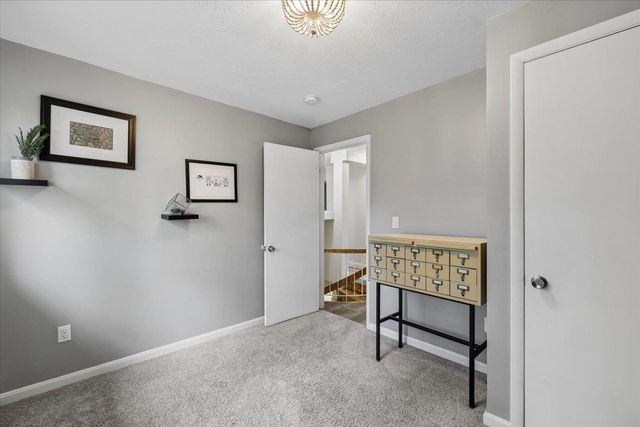 4 Birch Court, Goffstown, NH 03045