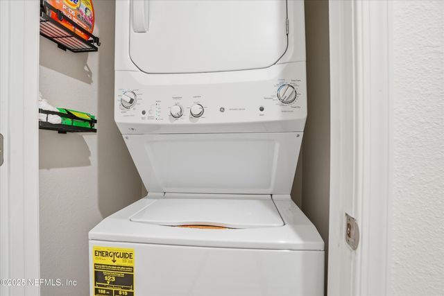 5935 CREEKSIDE CROSSING Drive, Jacksonville, FL 32210